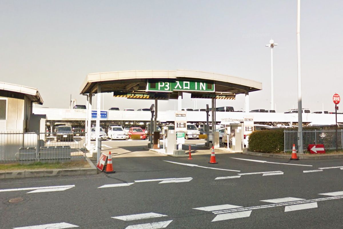 Kansai Aiport P3 Parking lot