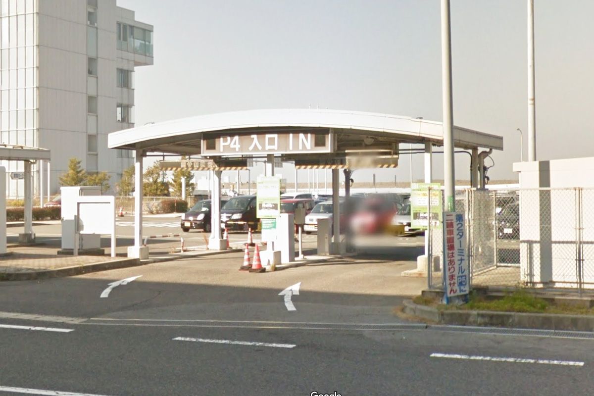 Kansai Aiport P4 Parking lot