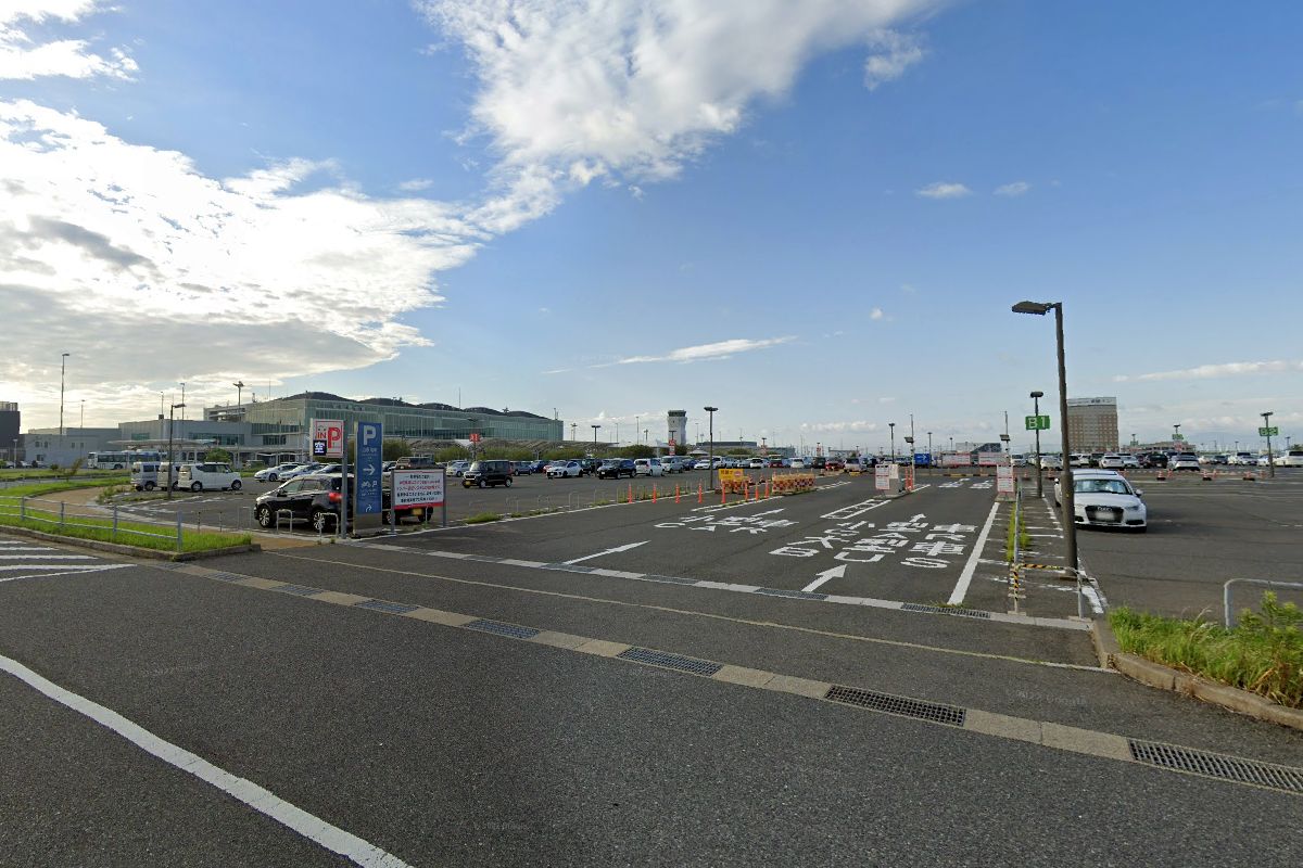 Kitakyushu Airport Parking lot